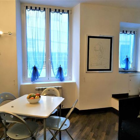 Casaviva - Grazioso Mini-Appartamento Nel Cuore Di Genova 外观 照片
